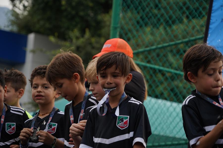 Premiación, con las medallas